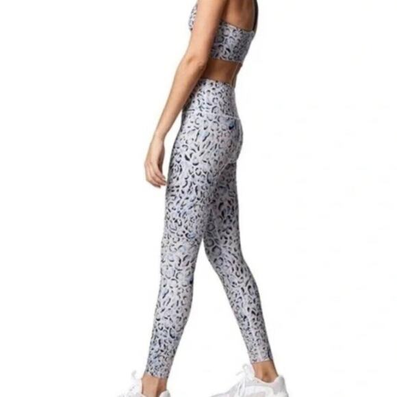 Varley Century 7/8 Leggings Blue Ivory Cheetah Print Size S - Picture 2 of 7
